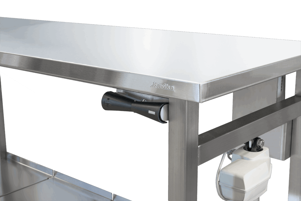 korkeussäädettäväpöytä laatikostolla-artikkeli-2